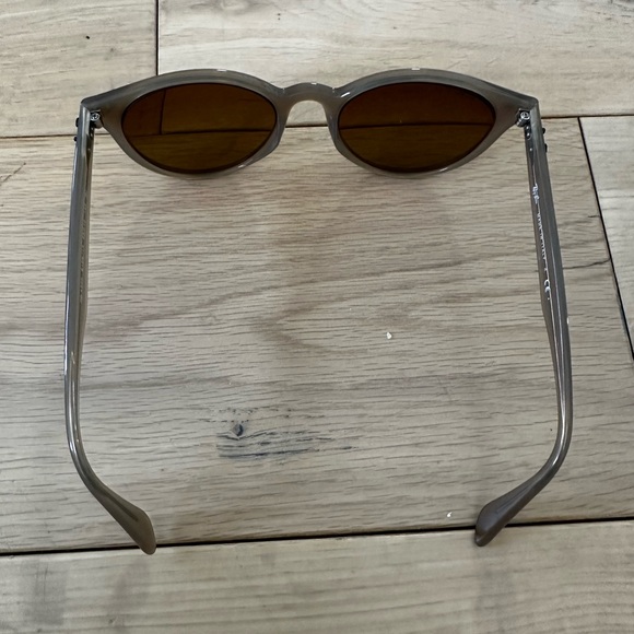 *NWOT* Ray-Ban RB4305 Polarized Rx Sunglasses - Picture 8 of 10